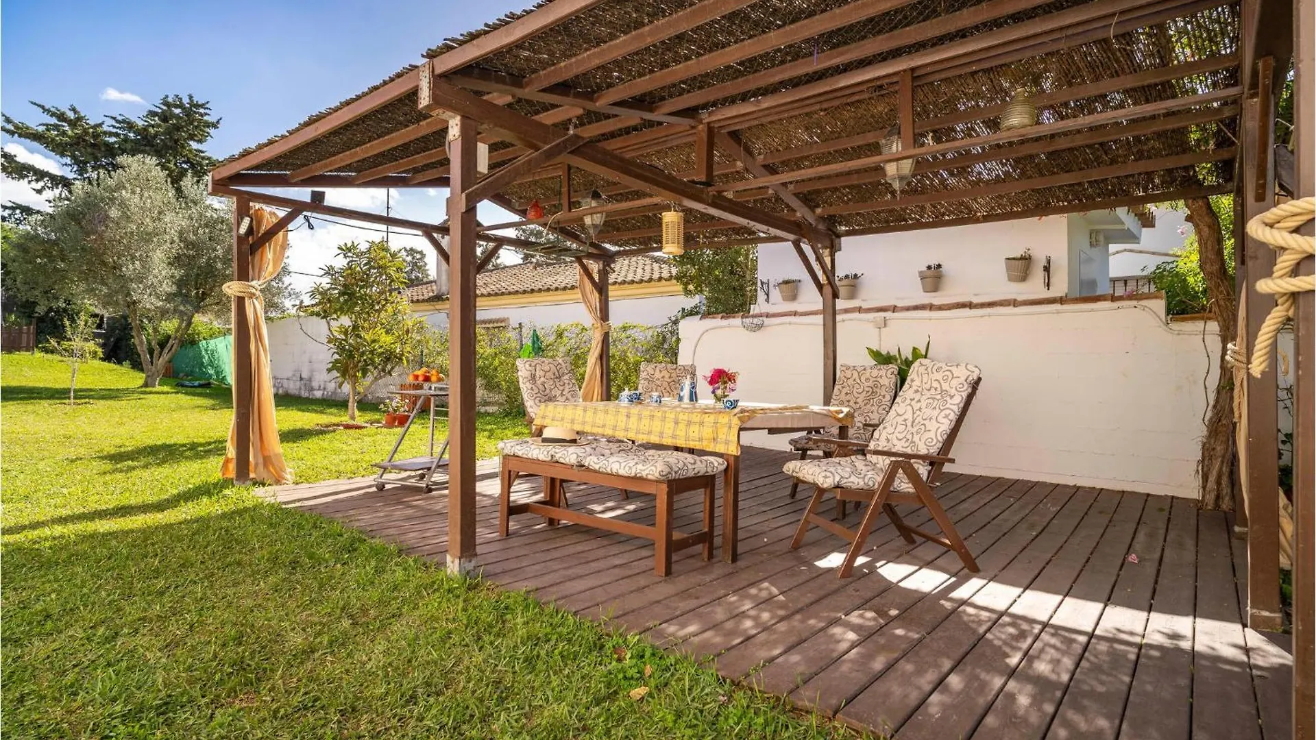 4 Bedroom Cozy Home In Chiclana De La Fronter Chiclana de la Frontera 0*,  Spain