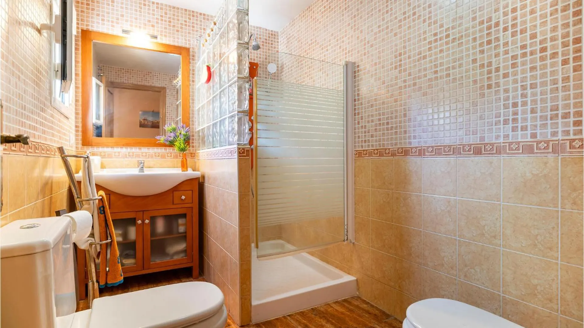 4 Bedroom Cozy Home In Chiclana De La Fronter Chiclana de la Frontera
